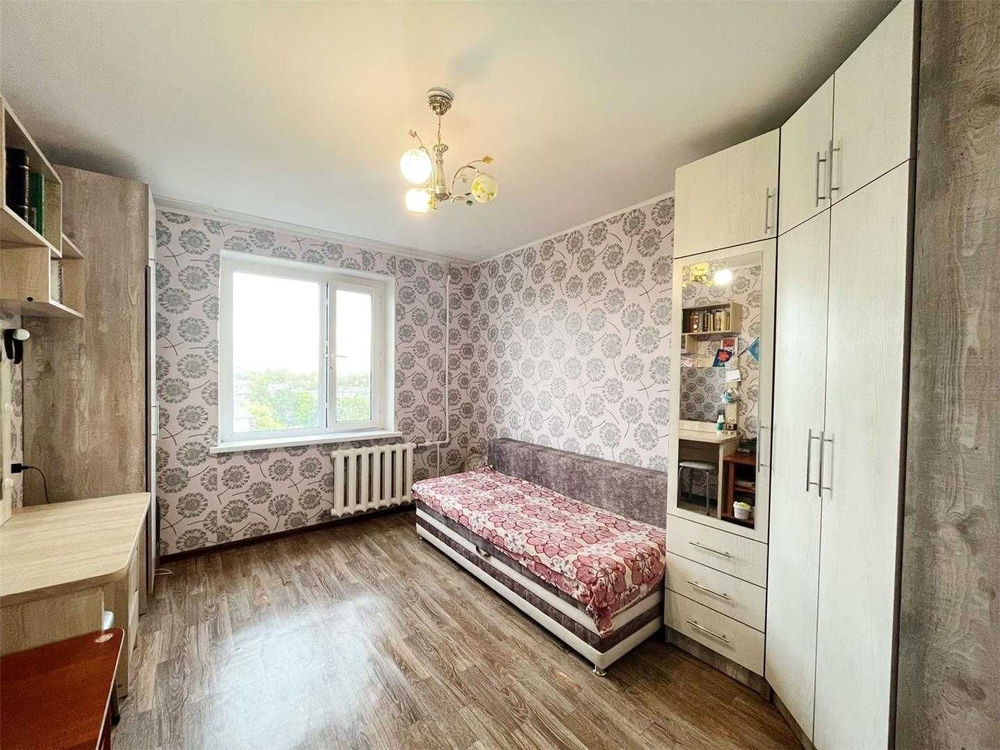 Продам 2-х комнатную квартиру у/п по пр Металлургов