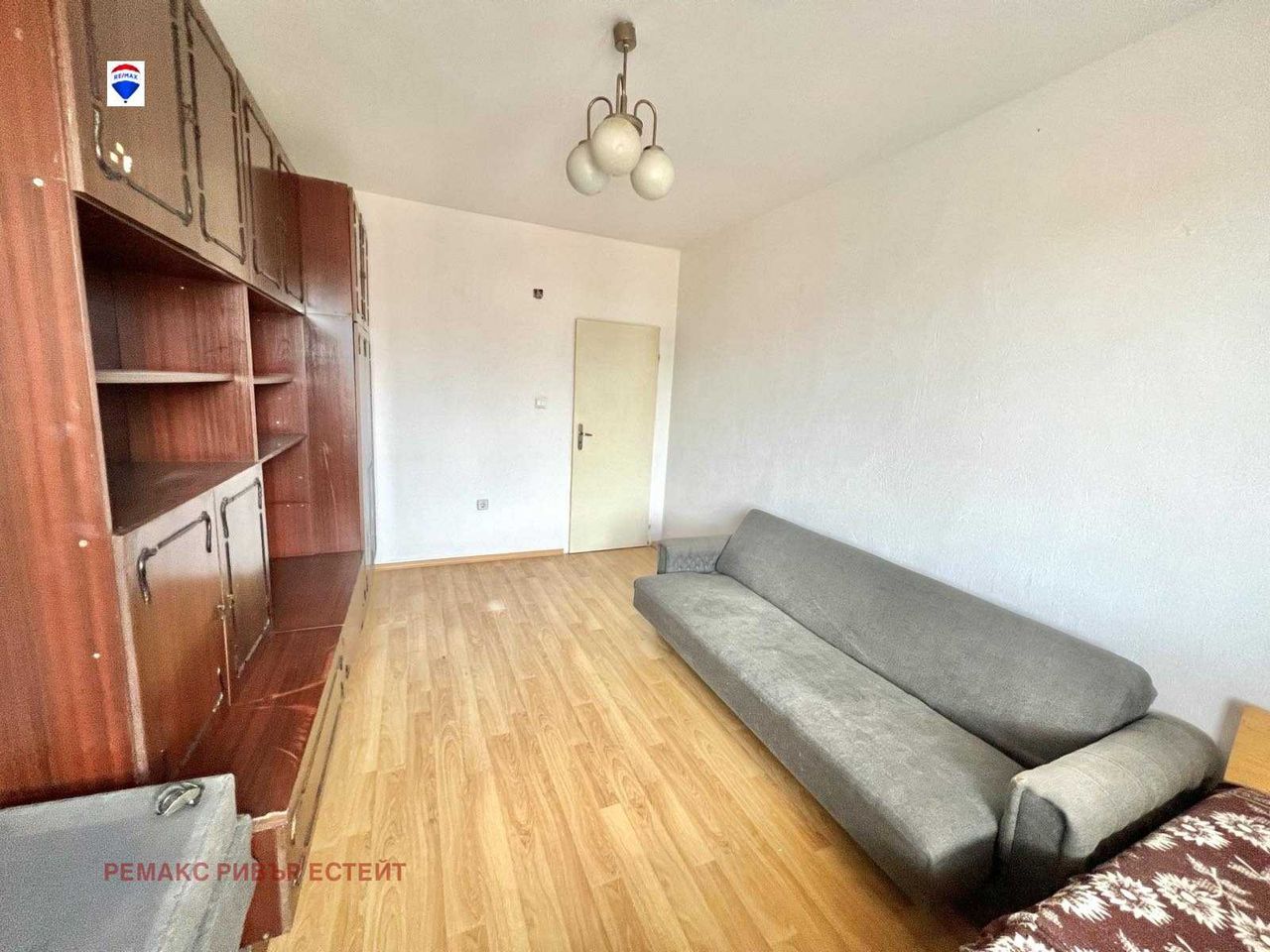Продава се Тристаен апартамент в Русе, Дружба 1 - 73 кв.м за 1273 €/кв.м - Снимка #5