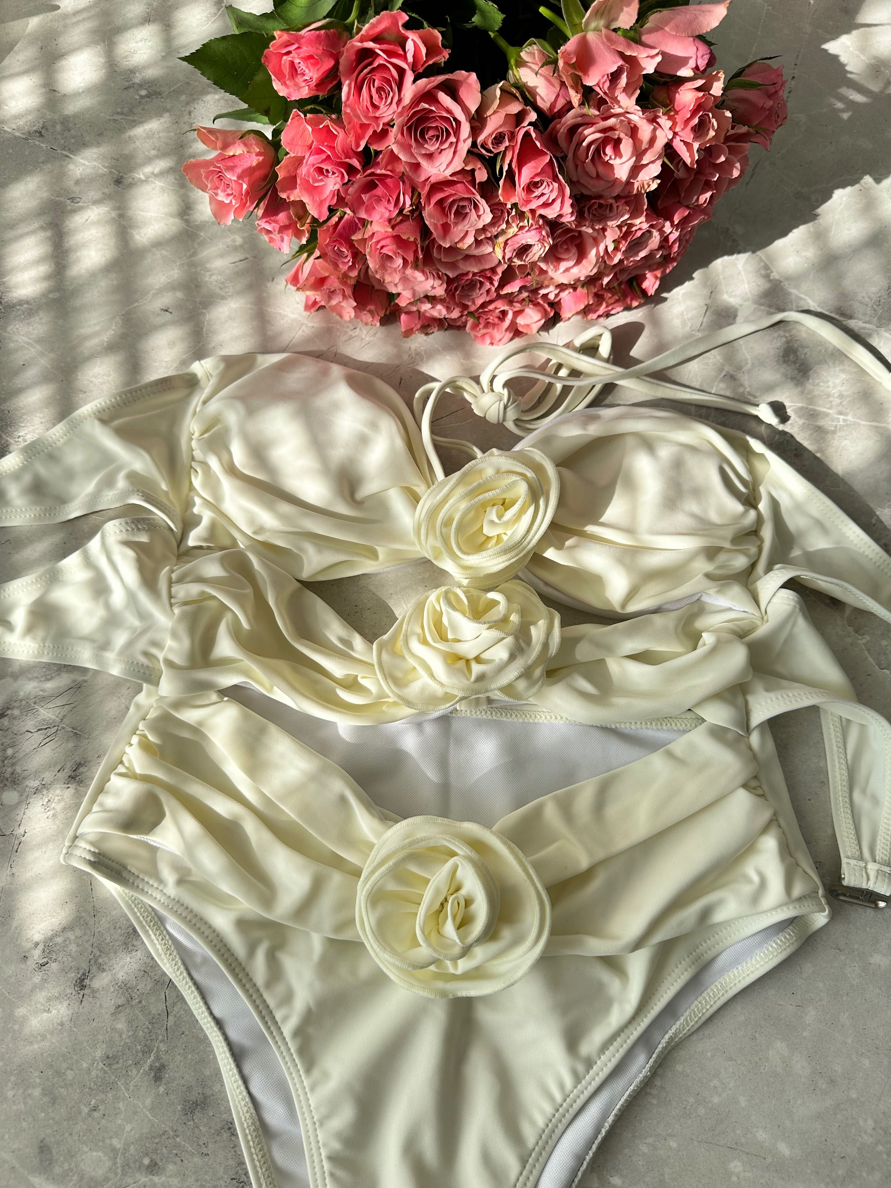Дамски цял бански розов бял Blumarine