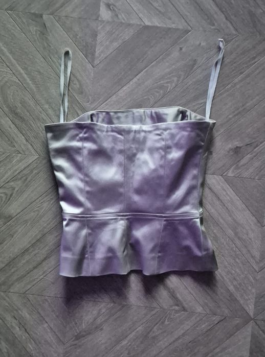 Corset argintiu de satin