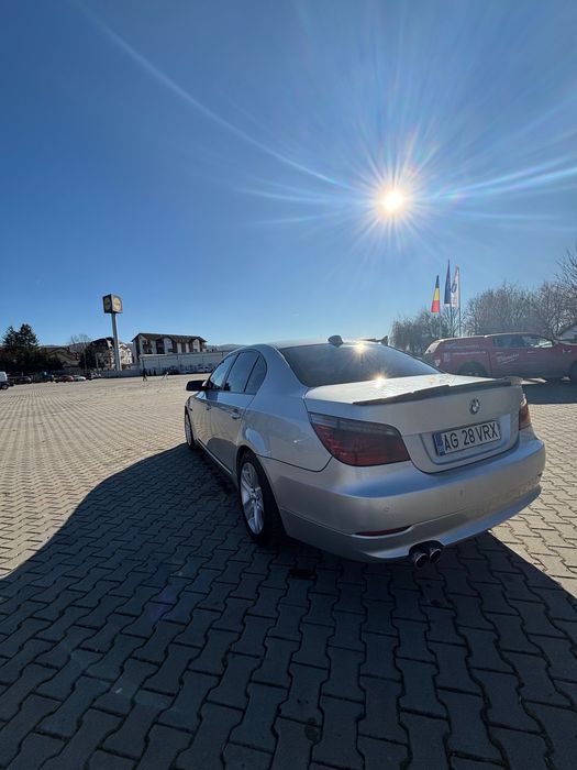 Vând/schimb BMW e60 530d