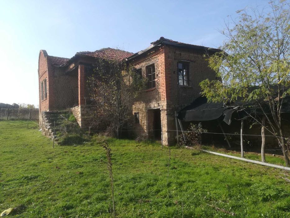 Къща в селски район