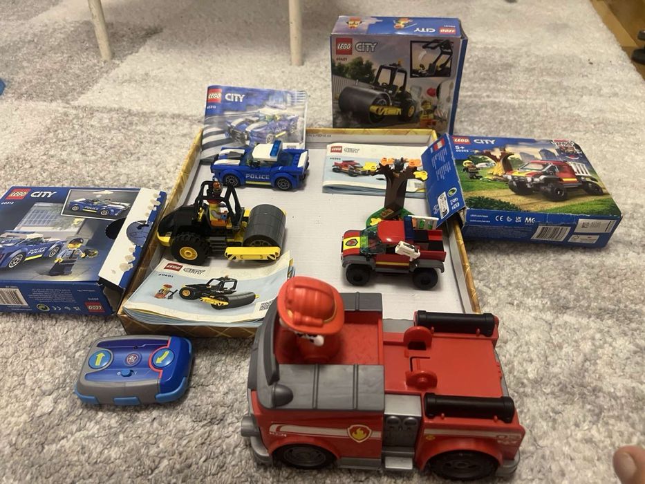 Lego 3 броя + пожарна Пес патрул с дистанционно