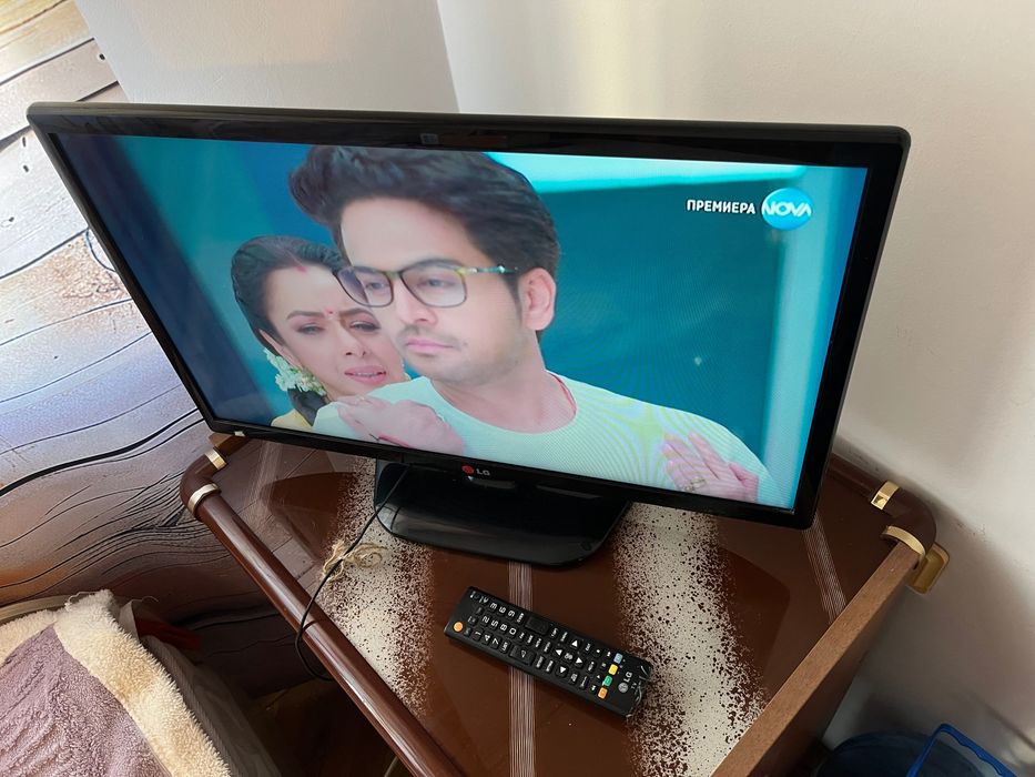 Телевизор LG 24”