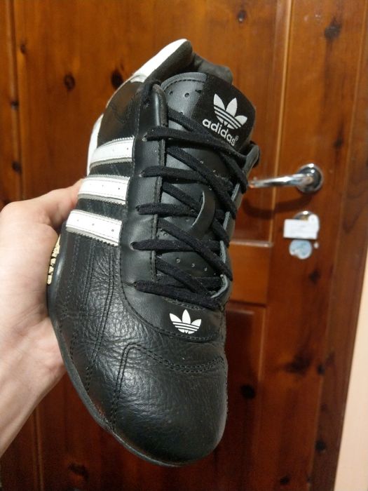 Резервирани.Adidas Goodyear 42,5нм. 27,0см.