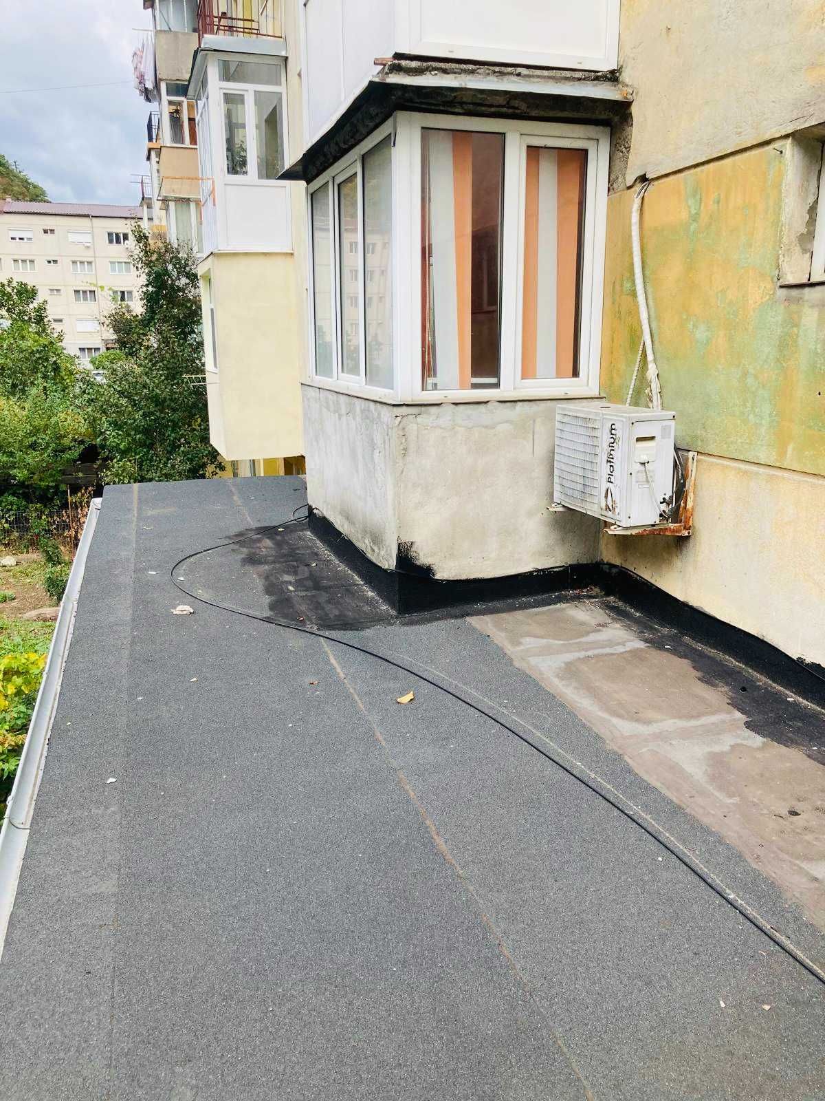 Apartament 2 camere de vanzare Baile Herculane zona piata