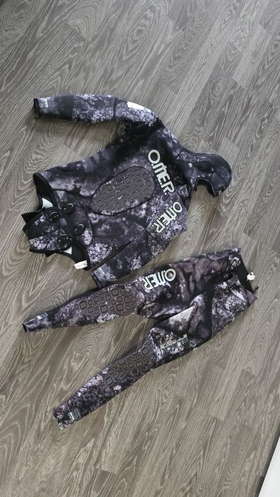 Харпунджийски неопрен Omer Black Stone вендуза