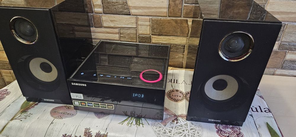 Combina muzicala samsung