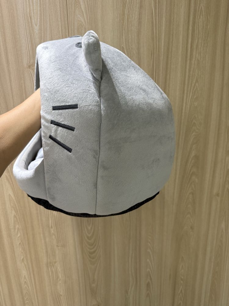 Котешко легло и кучешка раница