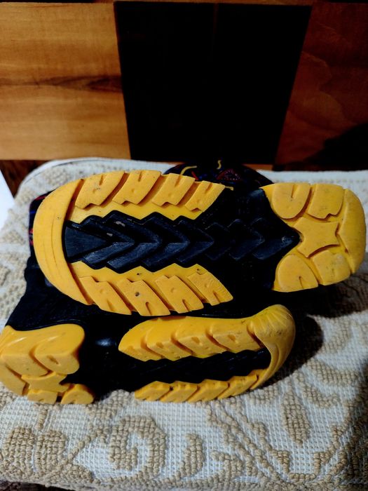 CIZME copii impermeabile,îmblănite interior,de la Snow Trek.Marime 28-