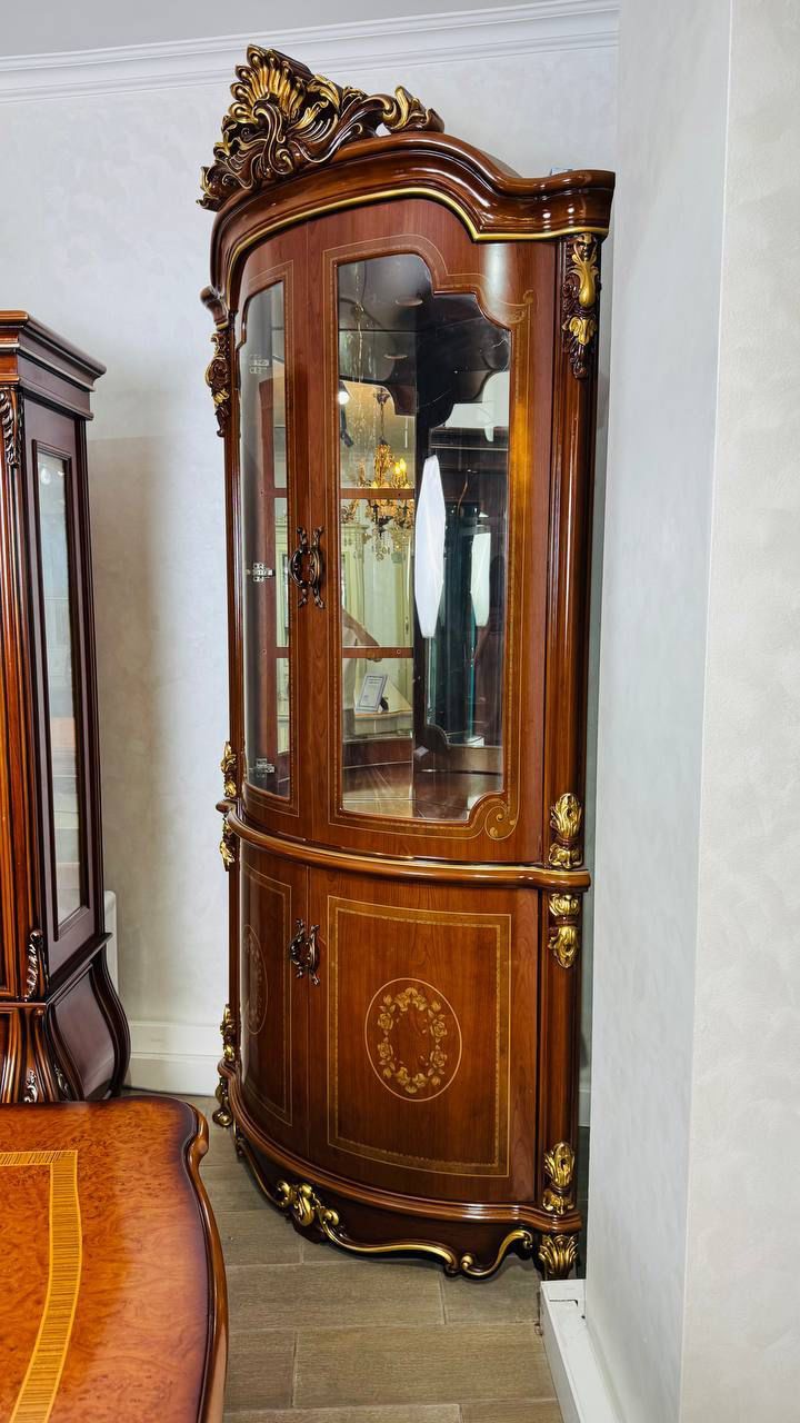 Гостиные ветрины, горки, уловые