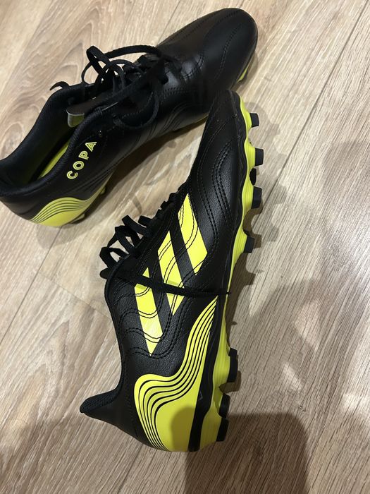 Бутонки Adidas Copa и Kaiser 5