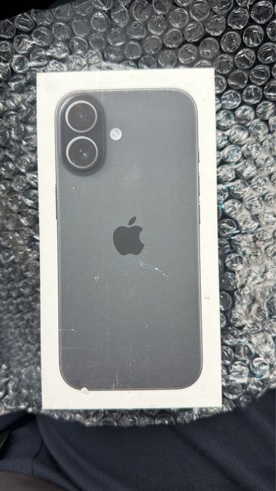 Iphone 17 черный