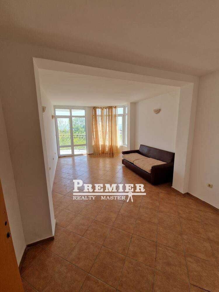 Продава се Двустаен апартамент в Свети Влас - 75 кв.м за 734 €/кв.м - Снимка #4