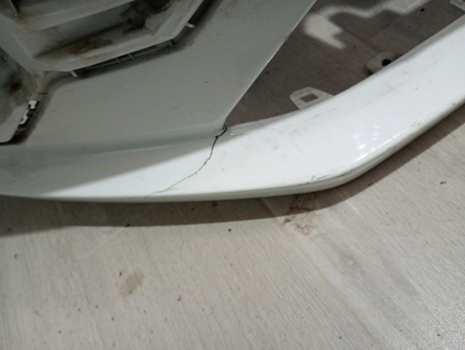 Bara fata Dacia Logan / Sandero 3 Dupa 2020 cod 620228531R