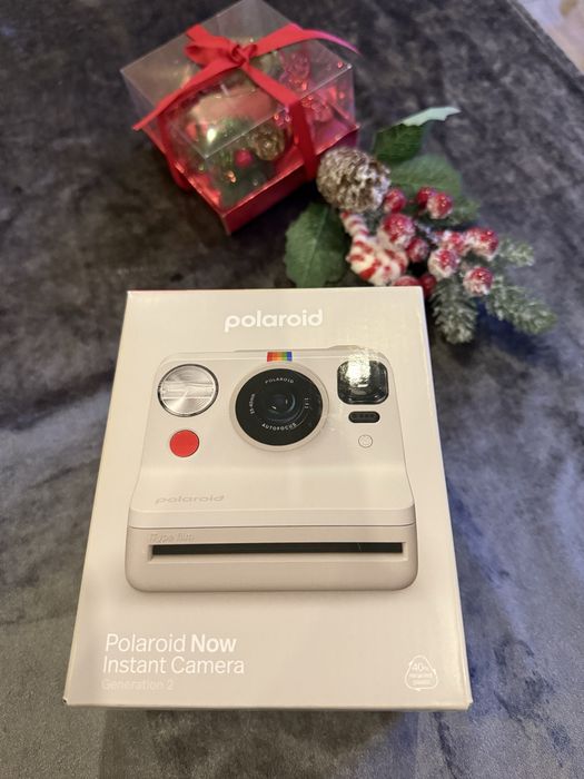 Апарат Polaroid now