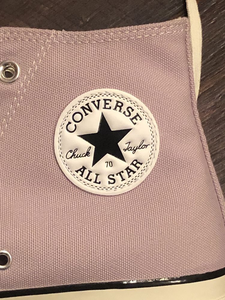 Кроссовки Converse