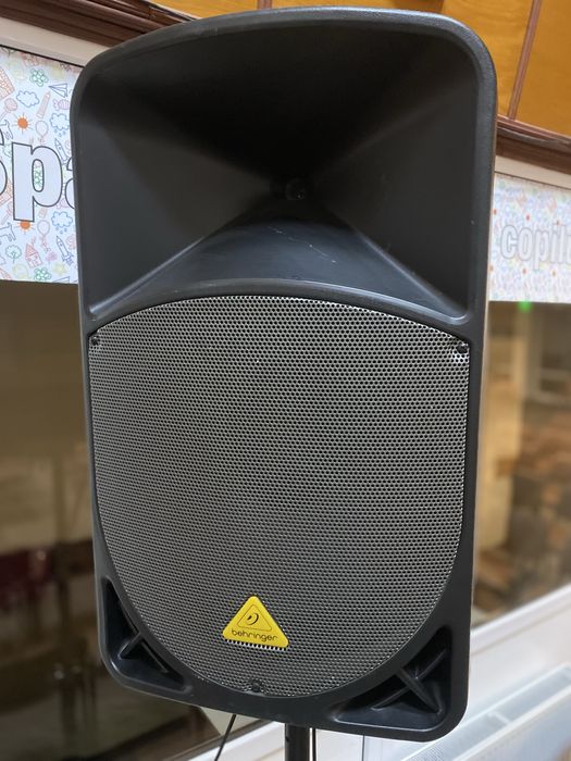 Set 2 Boxe Behringer Eurolive B115D