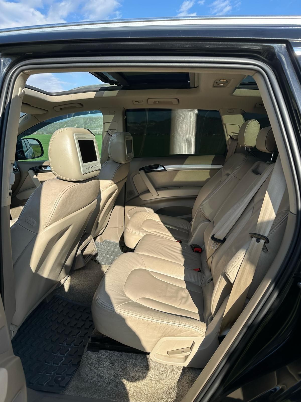 Audi Q7 3.0 tdi Quatrro 7 locuri