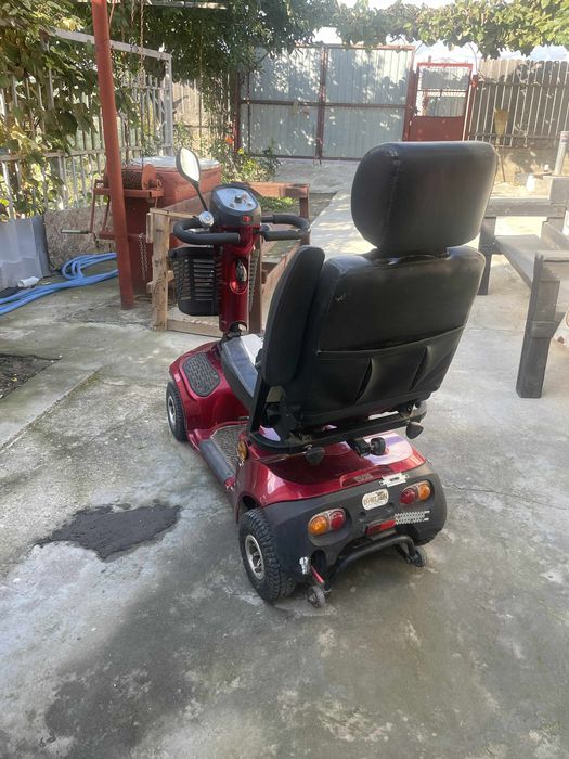 Cariucior electric pentru persoane cu dizabilitati