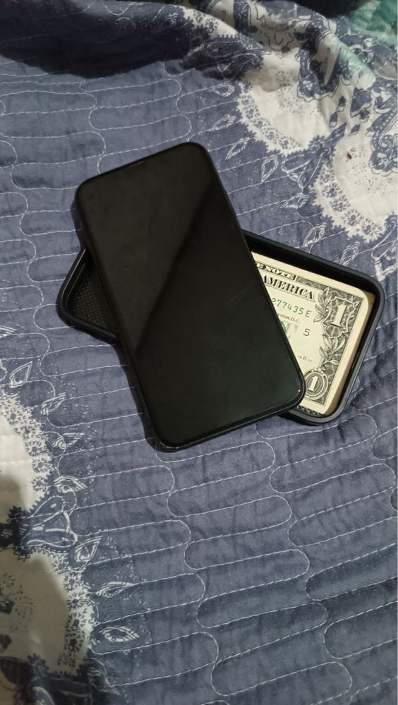 iPhone 11 64Gb Ideal
