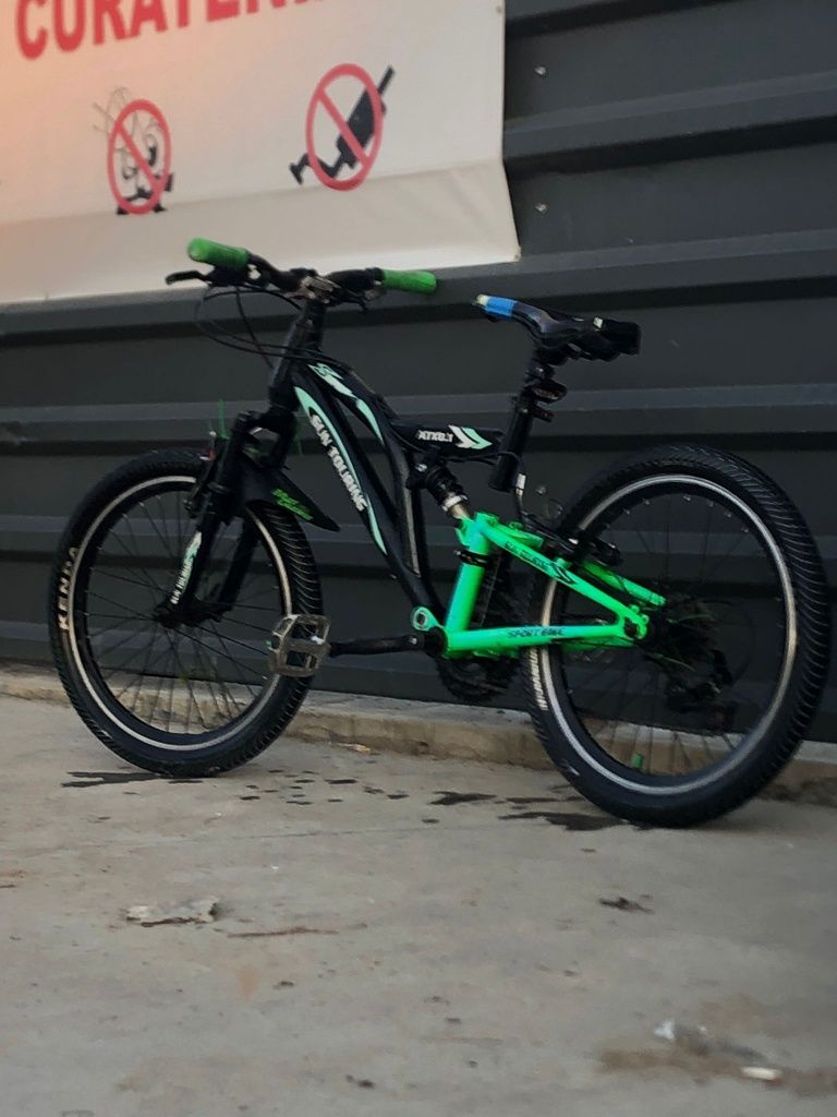 Vând bicicleta Sun Touring