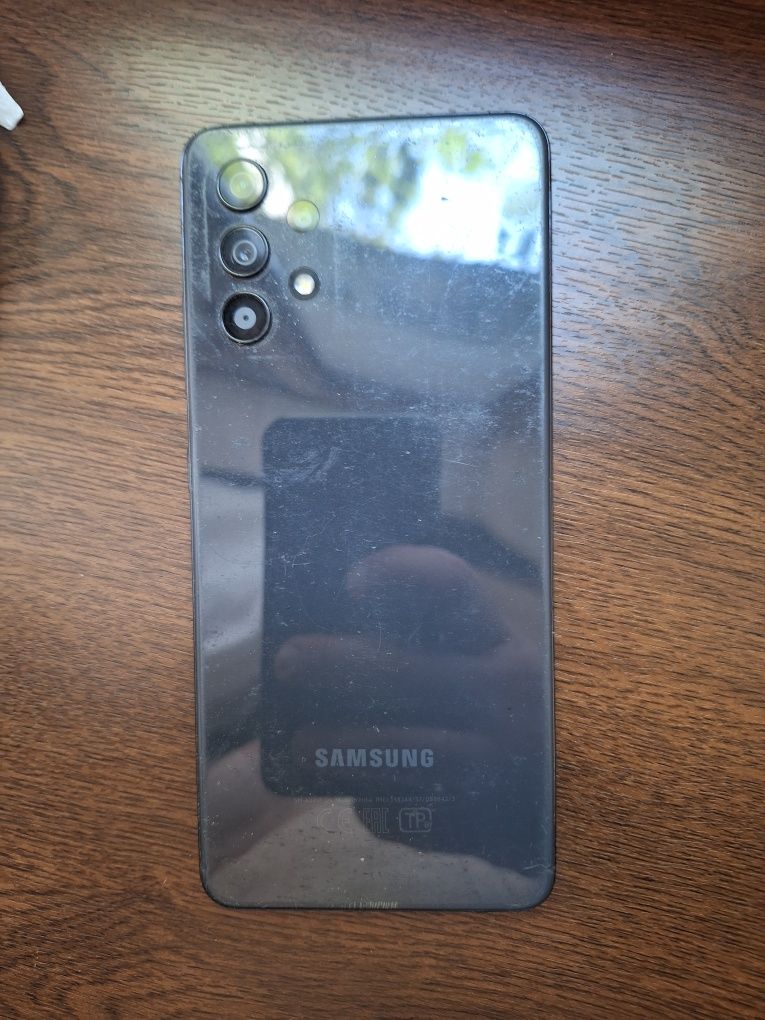 samsung      a 32