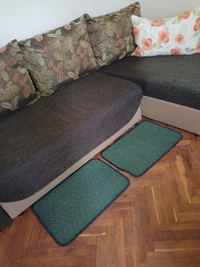 Диван ъглов запазен