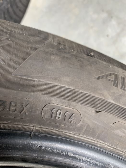 anv m+s 205/60/16 Michelin/Nexen