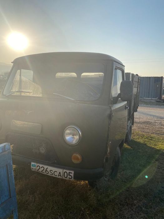 Продам УАЗ Бортовой