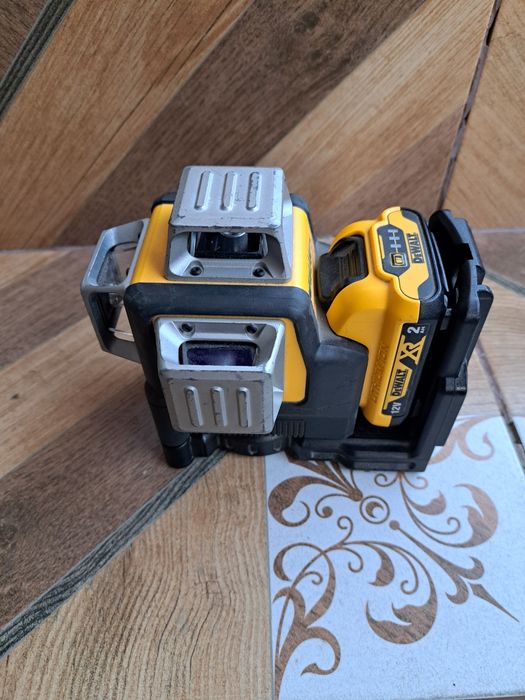 Laser Dewalt ca nou