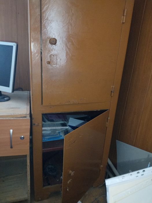 Сейф продается в городе Байконур