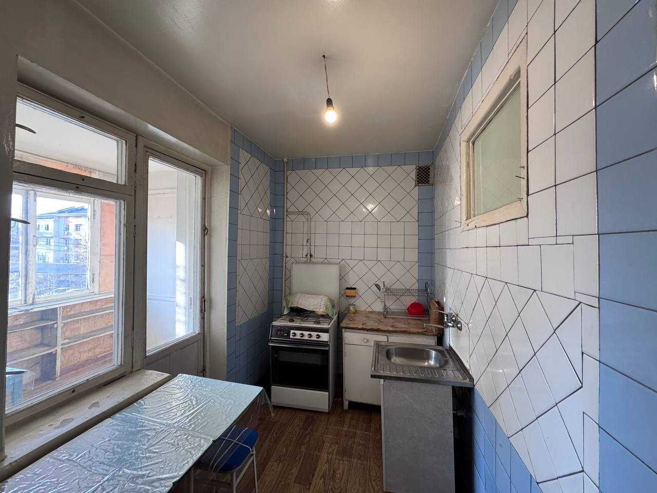 C-15, Muljal: Korzinka Abay, Jangoh 3/2/4, G'isht, 78 m², Ipoteka=