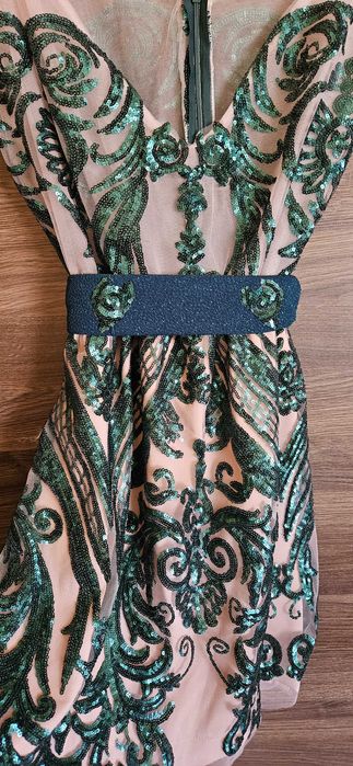 Бутикови рокли за повод