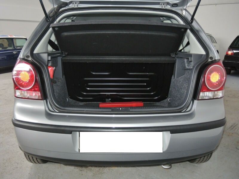 Vând Volkswagen polo 2010