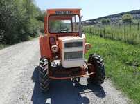 Tractor universal 445 dt