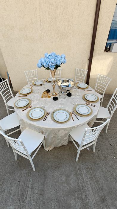 Închiriere mese scaune corturi