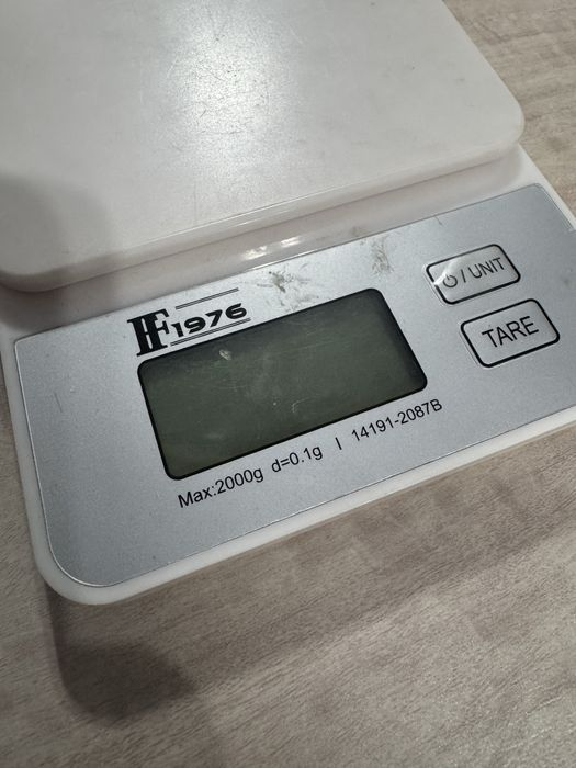 Весы Tarozi kam gramli narsalar uchun