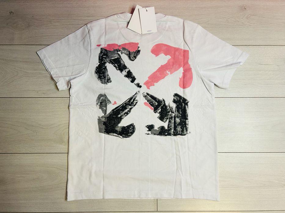 Tricou off white pink
