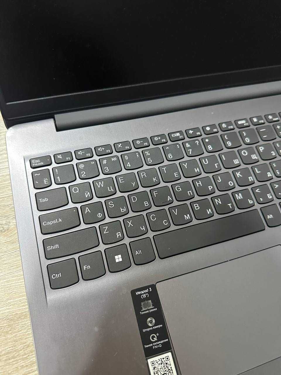 Продается ноутбук Lenovo Ideapad 3