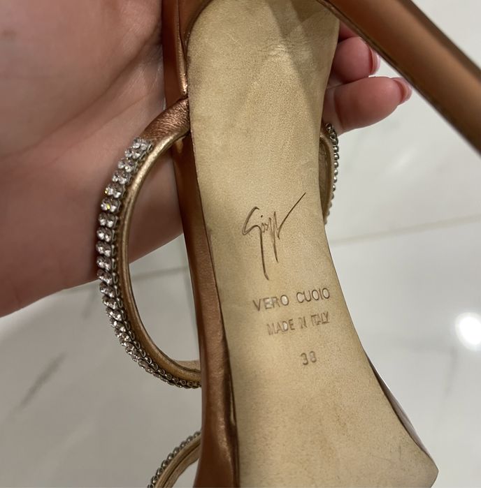 Sandale Giuseppe Zanotti