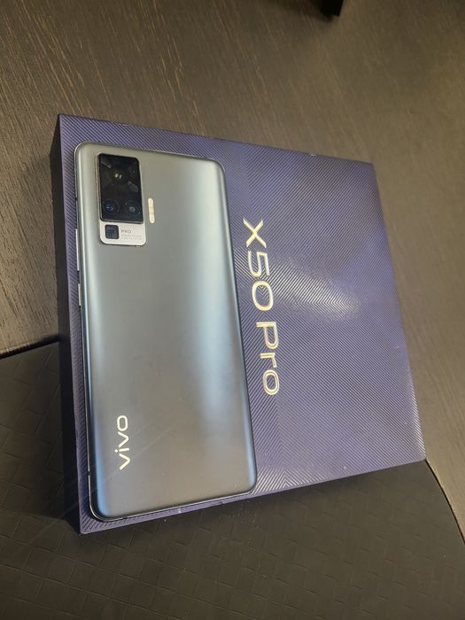 Vivo x 50 pro в отличном состоянии с коробкой
