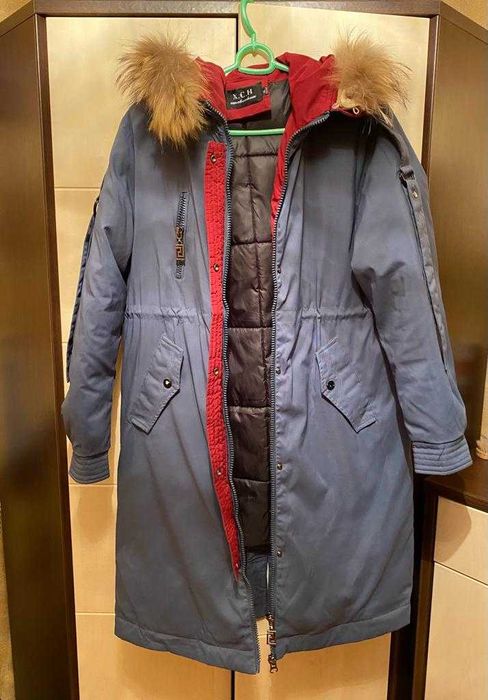 Зимняя куртка на синтепоне