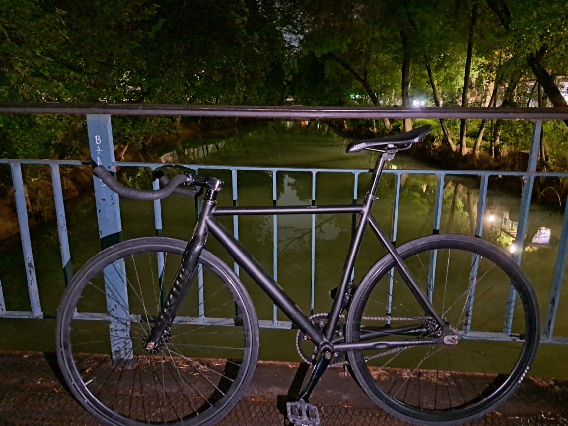 Fixed gear, Unknown велосипед с карбоновый вилкой