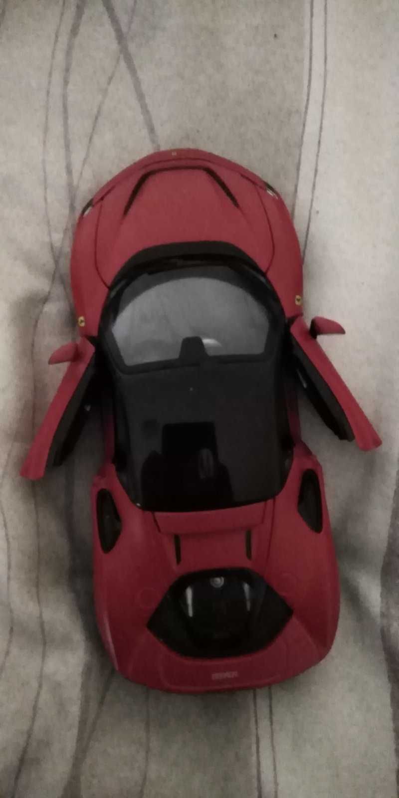 Модел на Ferrari SF90 Stradale 1/24