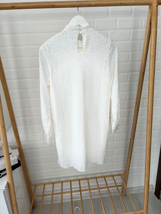 Рокля с паети блестяща