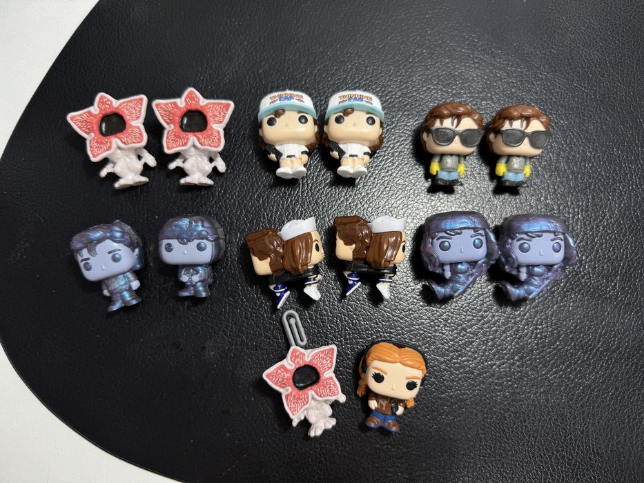 Очень странные дела Kinder Joy