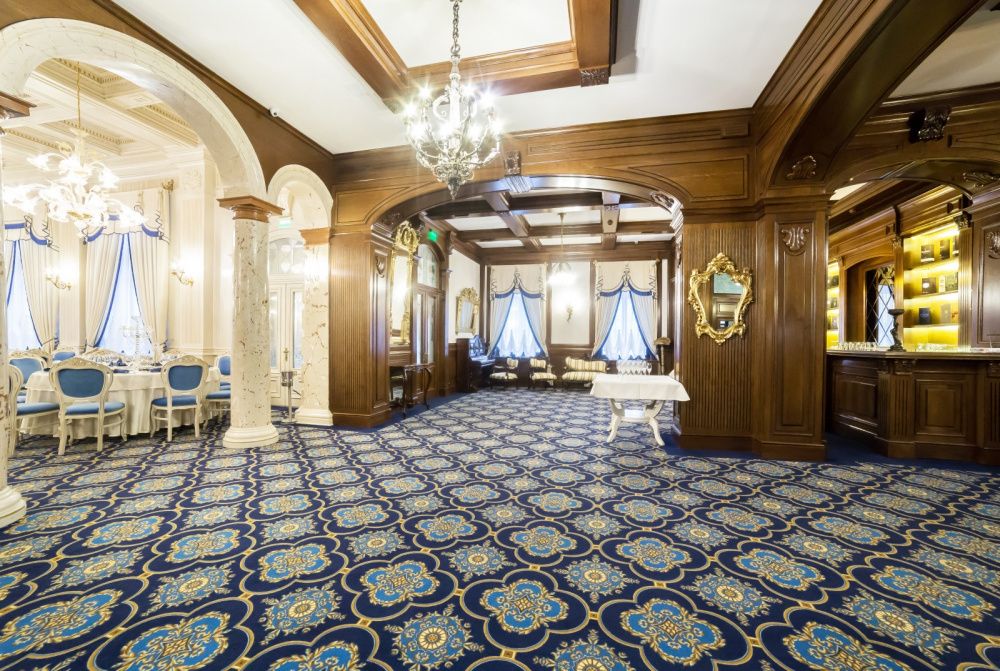 Montaj mocheta si covor Pvc,cât și curățat profesional mocheta