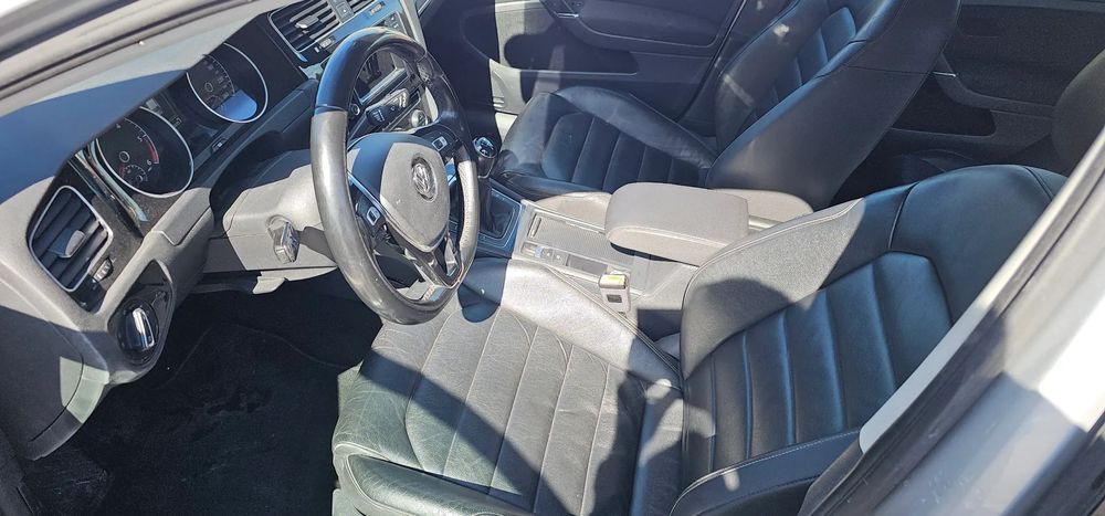 Volkswagen Golf Distronic ,navigatie ,full piele,panoramic,xenon