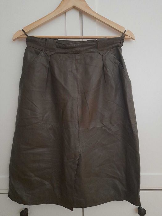 Fusta midi piele naturala, nr.38, 70 lei